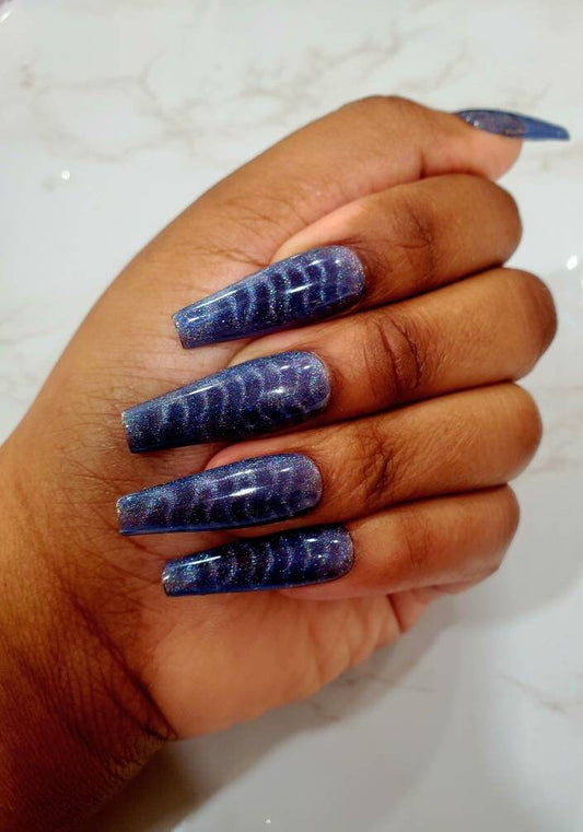 Dark Blue Magnetic Waves  Press-On Nails